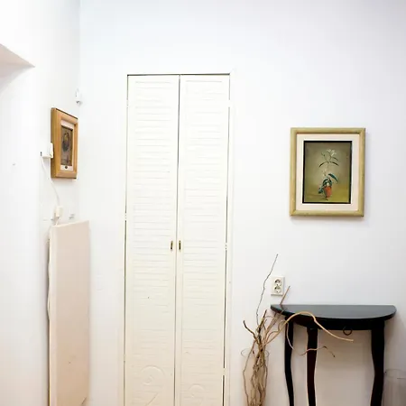 Kika Eth Apartment *