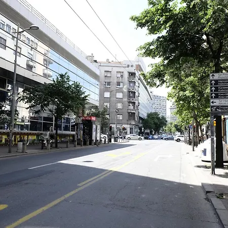 Kika Eth Apartment Belgrade